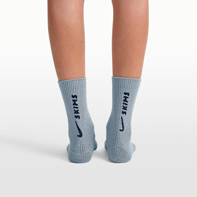 NikeSKIMS Dri-FIT Women's Dri-FIT Crew Socks (3 Pairs). Nike.com